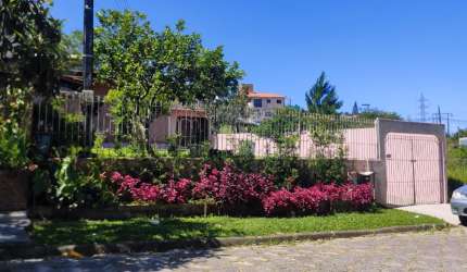 Casa em Alvenaria - Roçado - São José