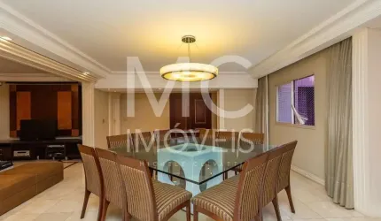 Um verdadeira casa suspensa! Apartamento com 433 m², 4 quartos sendo 4 suítes à venda no bairro Batel.