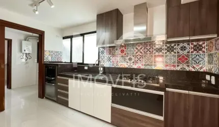 Excelente oportunidade! Apartamento com 151 m², 4 quartos sendo 1 suíte à venda no bairro Centro.