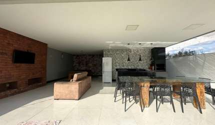 CASA A VENDA NO BANDEIRANTES ll