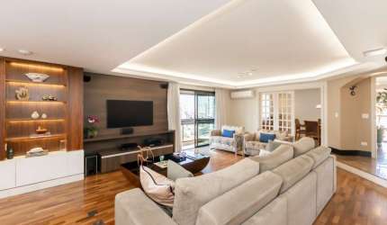 Sensacional duplex para venda com 4 quartos, sendo 2 suítes, 226m²
