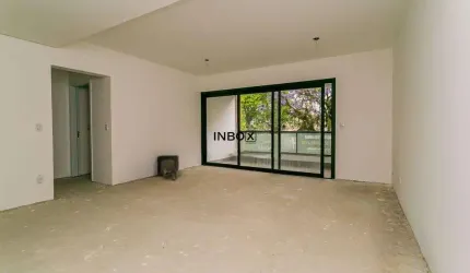Apartamento de 71m², com 02 dormitórios, sendo 01 suíte.