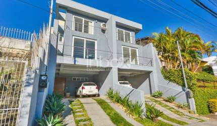CASA MOBILIADA COM 168M² NO BAIRRO IPANEMA