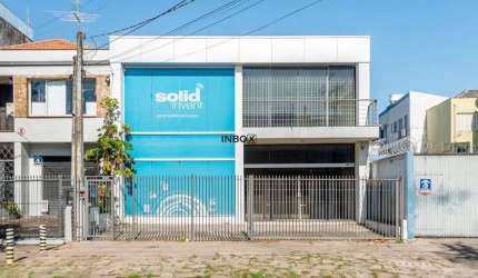 Prédio Comercial com 500m², Fachada de Vidro e Climatização Instalada