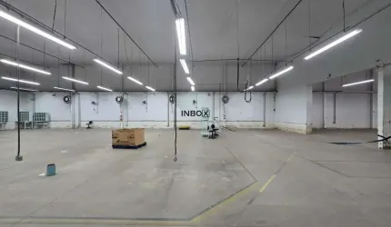 Aluga-se Depósito com 2000,00m na AJ Renner