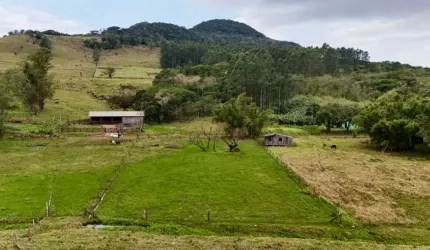 Chácara / sítio à venda na Linha Cangatalo, 02, Zona Rural, Maquiné por R$ 280.000