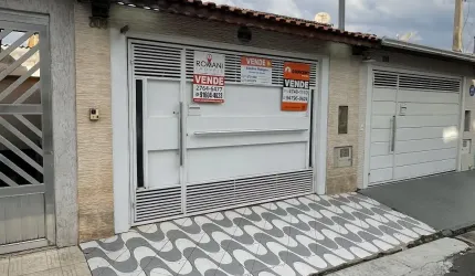 Sobrado à venda na Vila Correa em Ferraz de Vasconcelos/SP.