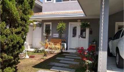 Casa em Condomínio para Alugar - 330m² - 4 quartos - Recanto da Serra - Urbanova