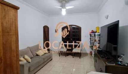 Casa de alto padrão para venda ou locação em São José dos Campos-SP, no Parque dos Ipês: 3 quartos,  2 salas, 3 vagas, 304,15m².