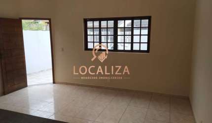 Casa térrea / Santa Júlia/ 02 Dormitórios sendo 01 suíte/ 150m² / São José dos Campos