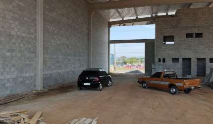 Barracão / Galpão / Depósito com 2 salas para alugar na Rua Vereador Geraldo Nogueira da Silva, 2605, Bairro do Grama, Caçapava, 750 m2 por R$ 19.000