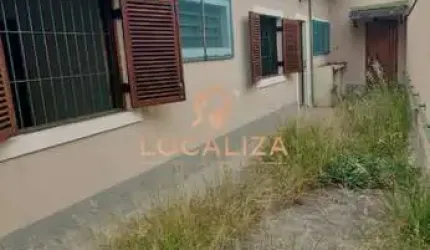 Imperdível oportunidade de moradia no coração de Jacareí-SP: casa com 3 quartos, 1 suíte, 2 salas, 3 vagas de garagem e 90m² de área!
