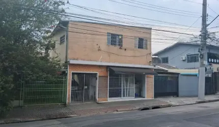 Casa para venda em Vila Ema de 275.00m² com 3 Quartos e 2 Garagens