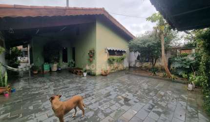 Casa para venda em Cidade Jardim de 250.00m² com 3 Quartos, 1 Suite e 4 Garagens