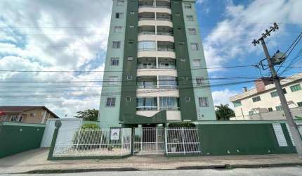Apartamento com 02 quartos no bairro Costa e Silva