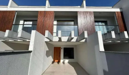 Casa com 03 quartos no Boa Vista
