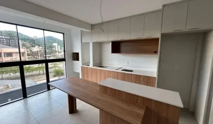 Apartamento com 02 quartos no Saguaçu