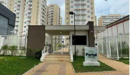 Apto 1 dorm 28m² varanda dupla - Bom Retiro