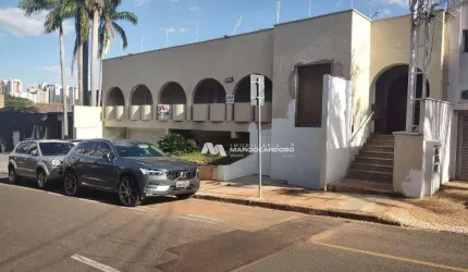 Casa com 3 dormitórios para alugar, 300 m² por R$ 12.740,00/mês - Vila Redentora - São José do Rio Preto/SP