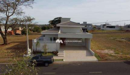 Casa com 3 dormitórios à venda, 159 m² por R$ 1.600.000 - Village Provence - São José do Rio Preto/SP