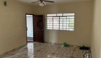 Casa com 3 quartos à venda na Avenida Adão Focesi, Jardim do Lago, Campinas, 130 m2 por R$ 640.000