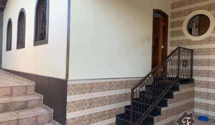 Casa com 3 quartos à venda na Rua Antônio Rosolen, Parque Santa Bárbara, Campinas, 264 m2 por R$ 795.000
