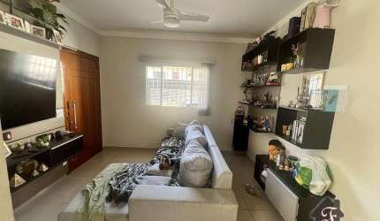 Casa com 4 quartos à venda na Rua Sebastião Montedioca, Jardim Antonio Von Zuben, Campinas por R$ 720.000