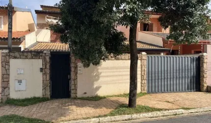 Casa com 3 quartos à venda no Mansões Santo Antônio, Campinas , 220 m2 por R$ 1.450.000