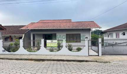 Casa com 3 quartos à venda no Itoupava Norte, Blumenau , 141 m2 por R$ 735.000