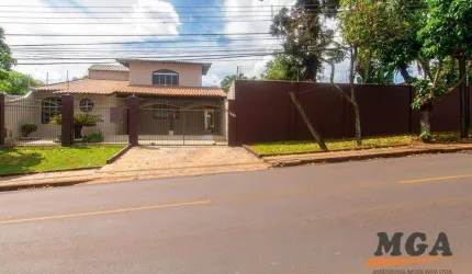 Casa com 4 dormitórios à venda, 445 m² por R$ 1.800.000,00 - Centro - Foz do Iguaçu/PR