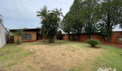 Casa com 2 dormitórios para alugar, 150 m² por R$ 2.404,00/mês - Centro Cívico - Foz do Iguaçu/PR