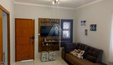 Imperdível oportunidade: Casa à venda em São José do Rio Preto-SP, Vila Goyos! 2 quartos, 1 suíte, 1 sala, 2 banheiros, 2 vagas, 100m².