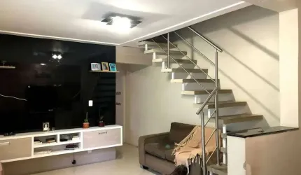 CASA RICA EM ARMARIOS