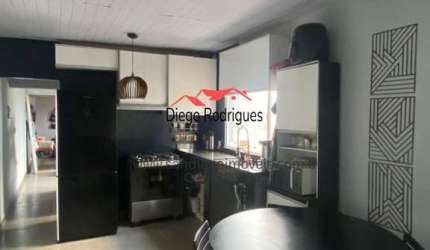 Casa para Venda em Caraguatatuba, Golfinho, 3 dormitórios, 2 banheiros