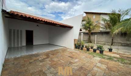 Casa com 450m² 03 Quartos à Venda no Ininga