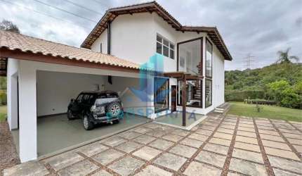Condomínio Gleba II - Casa Alto Padrão - 03 Suítes - Cond. Gleba II - Cotia/SP