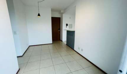 Excelente apartamento pronto pra entrar e morar em Irajá 2 quartos