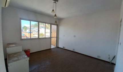 Amplo Apartamento 2 quartos, dependência e vaga