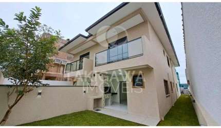 Casa Geminada para Venda em Florianópolis, Canasvieiras, 3 dormitórios, 1 suíte, 2 banheiros, 2 vagas