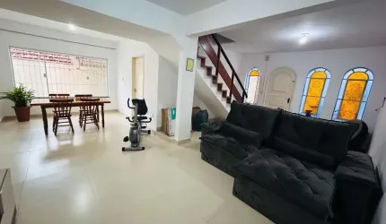 Casa para Venda em Mogi das Cruzes, Vila Lavínia, 4 dormitórios, 1 suíte, 3 banheiros, 3 vagas