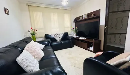 Casa térrea à venda no Jardim Universo em Mogi das Cruzes.