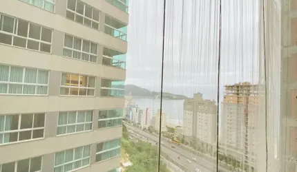 Apartamento em Compacto de Luxo em Itapema.