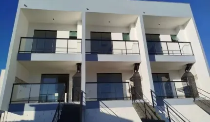 Casa com 2 suítes em Potecas - São José - SC