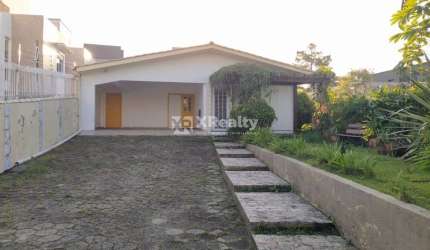 Casa com 2 quartos à venda na Rua Manoel Pedro Vieira, 5691, Morro das Pedras, Florianópolis por R$ 2.330.000