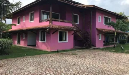 Apartamento luxo mobiliado, a 300 m da praia do Mutá