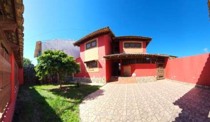 Casa com 3 quartos a venda