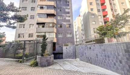DESOCUPADO! 3 QUARTOS COM SUÍTE E 2 VAGAS!