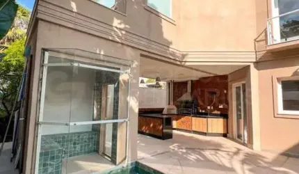 Casa em Condomínio para Locação em Santana de Parnaíba, Tamboré, 6 dormitórios, 4 suítes, 5 banheiros, 4 vagas