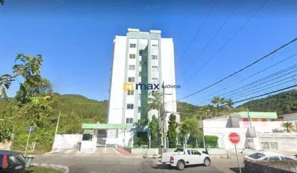 Apartamento com 2 dormitórios (1 suíte) à venda no bairro Fazenda em Itajaí
