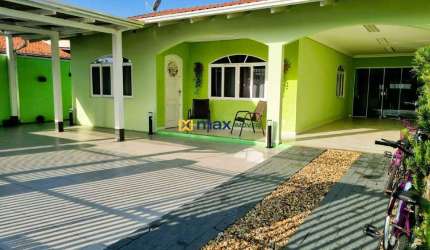 Excelente casa averbada com 3 dormitórios (1 suíte) e piscina, Cordeiros, Itajaí